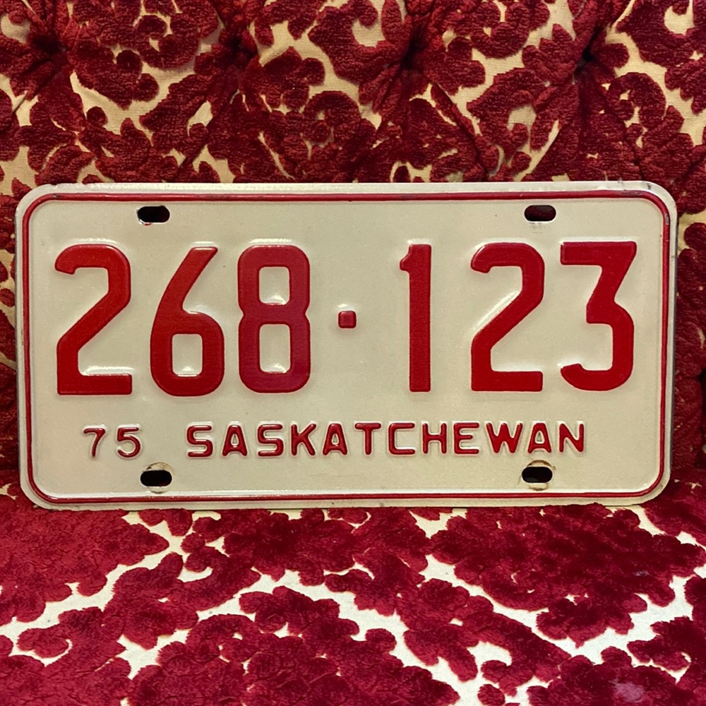 Rustic Retro 1975 Saskatchewan License Plate